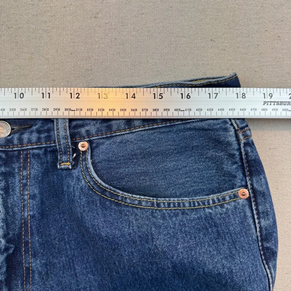Levis 505 Regular Fit Straight Leg Jeans Mens 38x30 Medium Wash Blue Denim